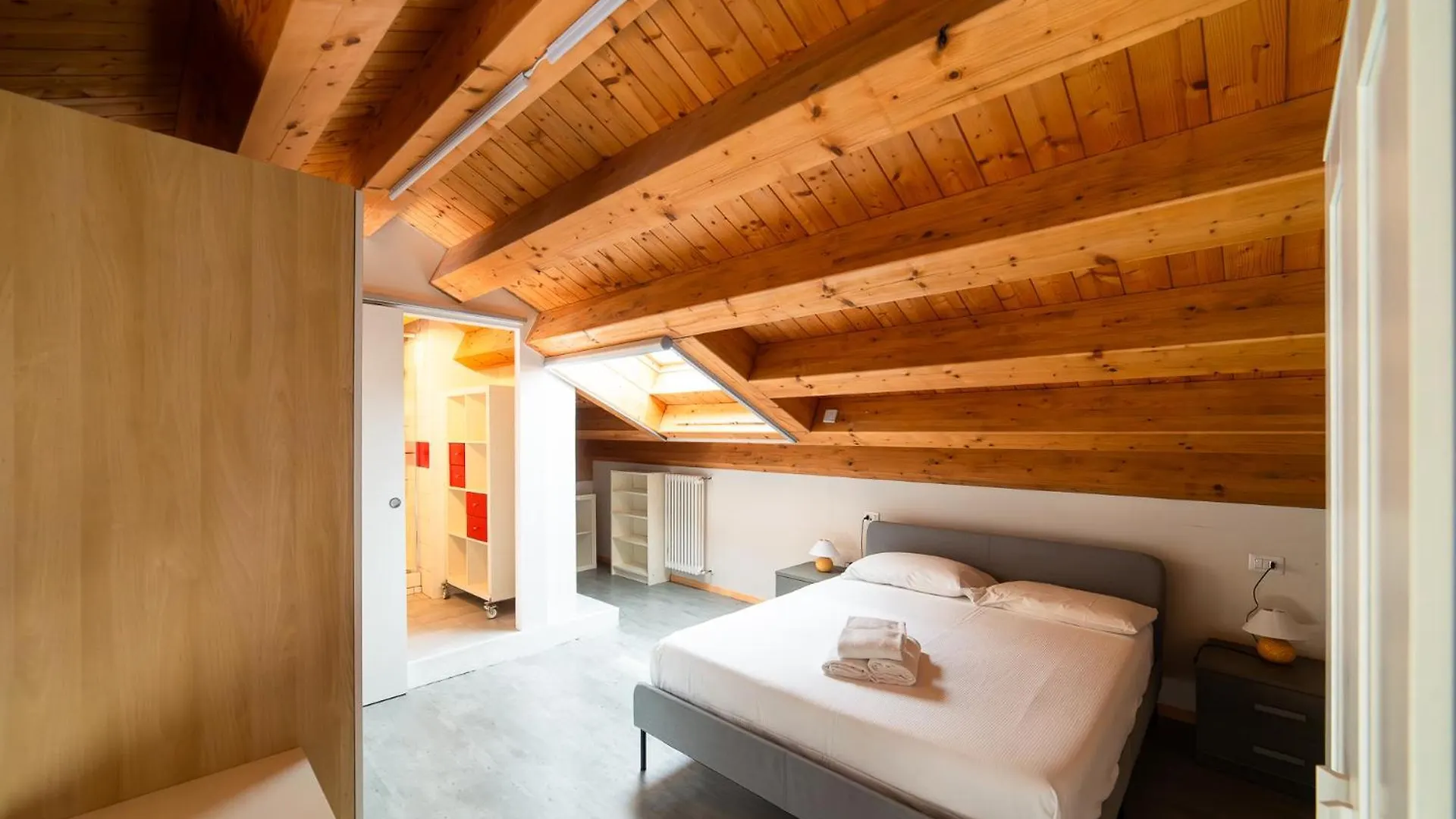 Hbhall Residenze Darsena Milan