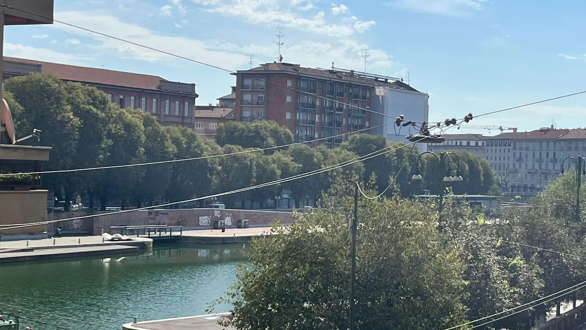Apartment Hbhall Residenze Darsena Milan