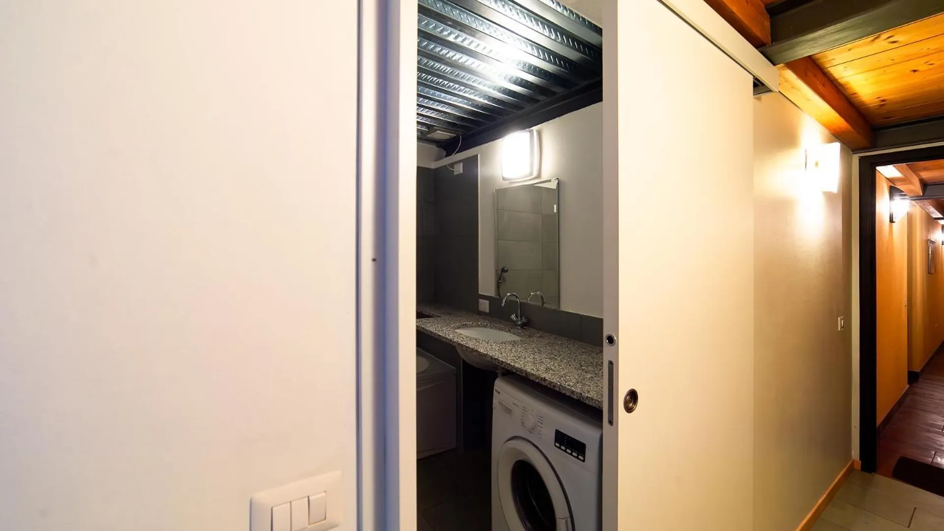 Appartamento Hbhall Residenze Darsena Milano